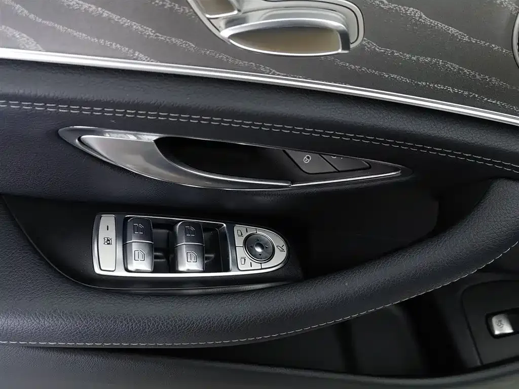 Mercedes-Benz E-Class 2021 из CN, фото 9
