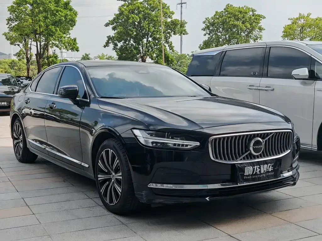 Volvo S90 2022 из CN, фото 3