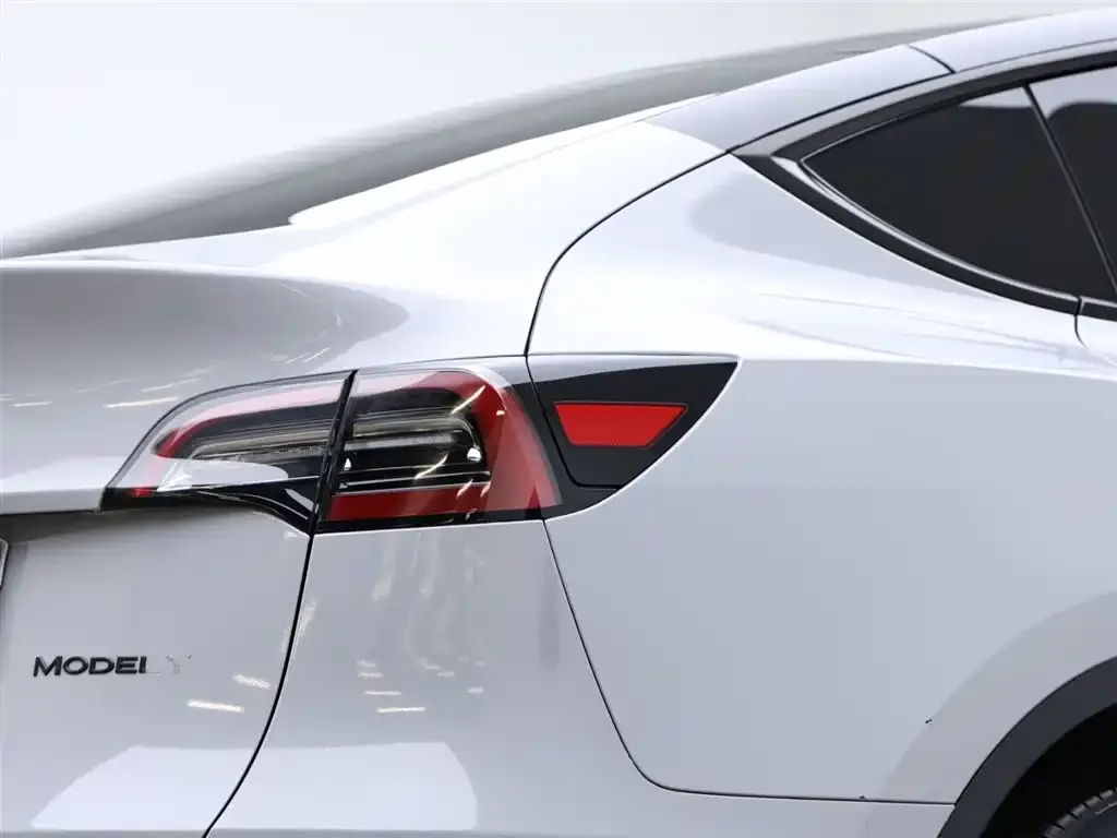 Tesla Model Y 2023 из CN, фото 5