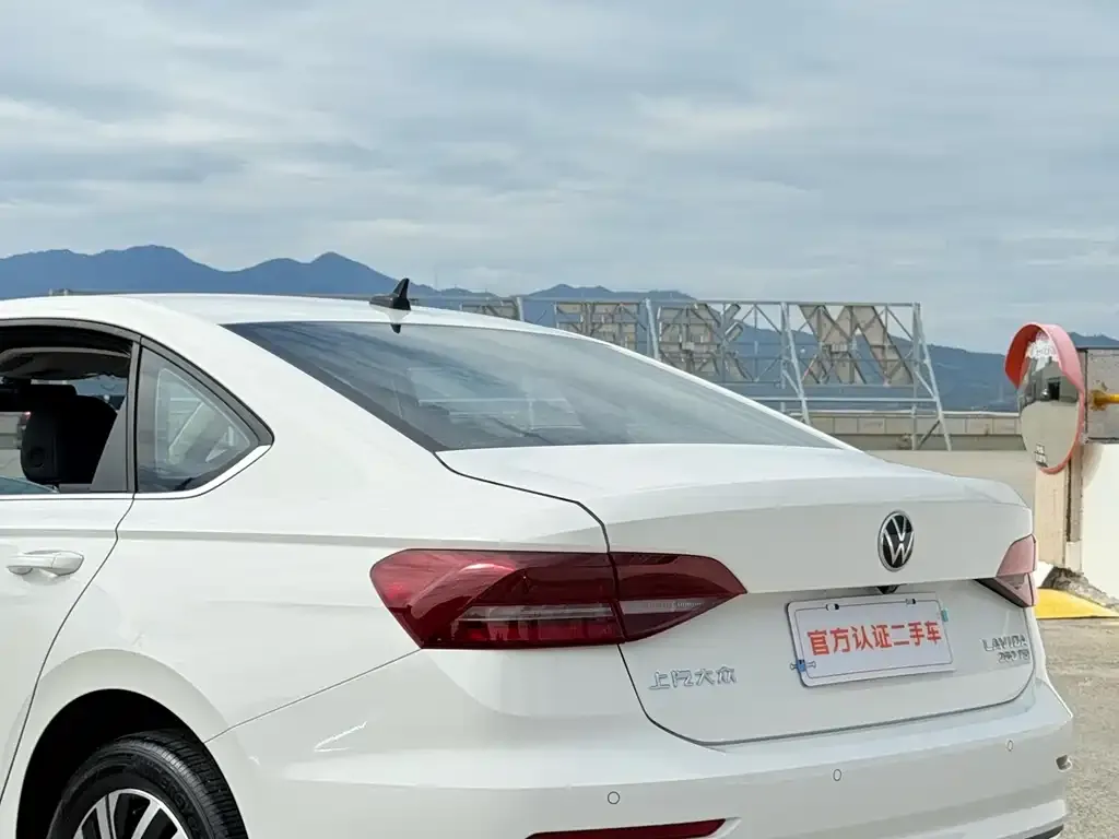 Volkswagen Lavida 2022 из CN, фото 4