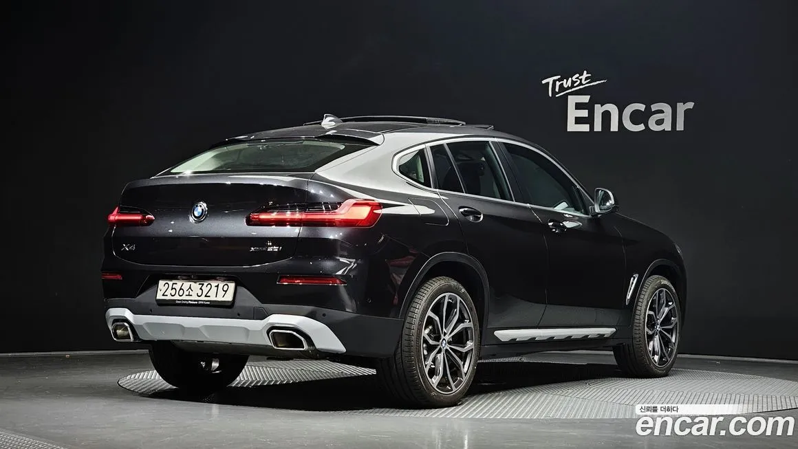 BMW X4 2025 из KR, фото 2