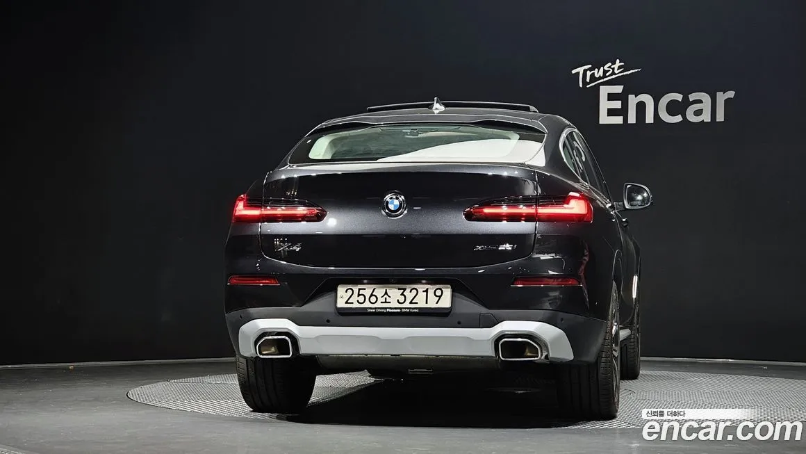 BMW X4 2025 из KR, фото 4