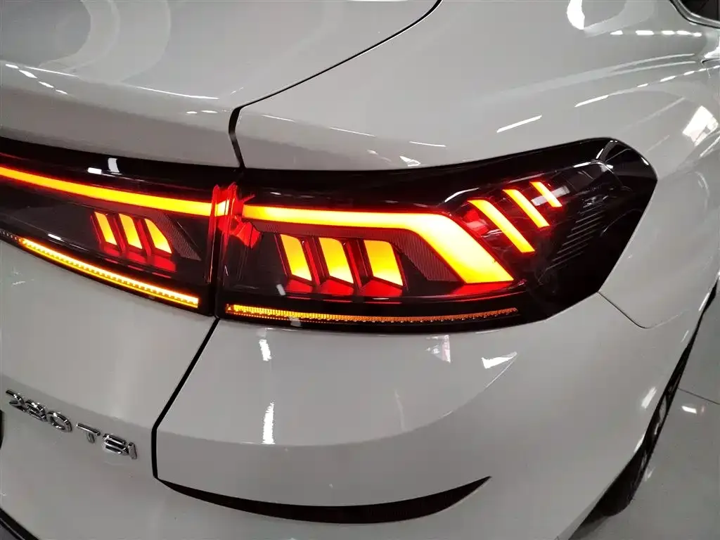 Volkswagen Lamando 2024 из CN, фото 8