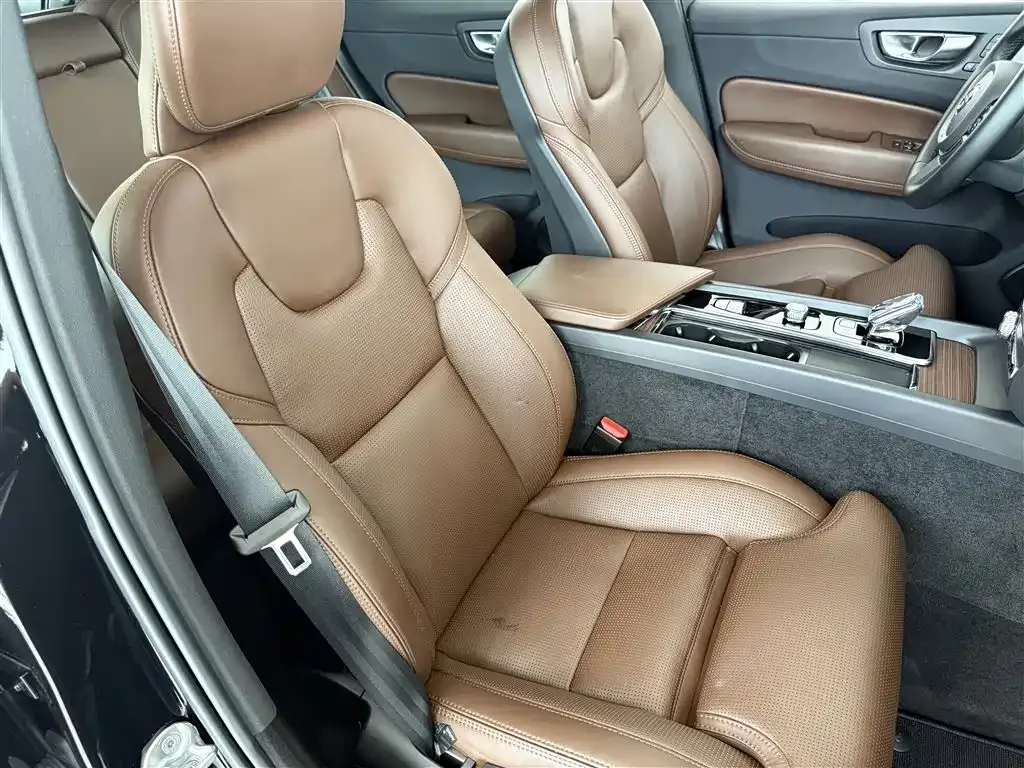 [object Object] XC60 PHEV 2023 из CN, фото 10