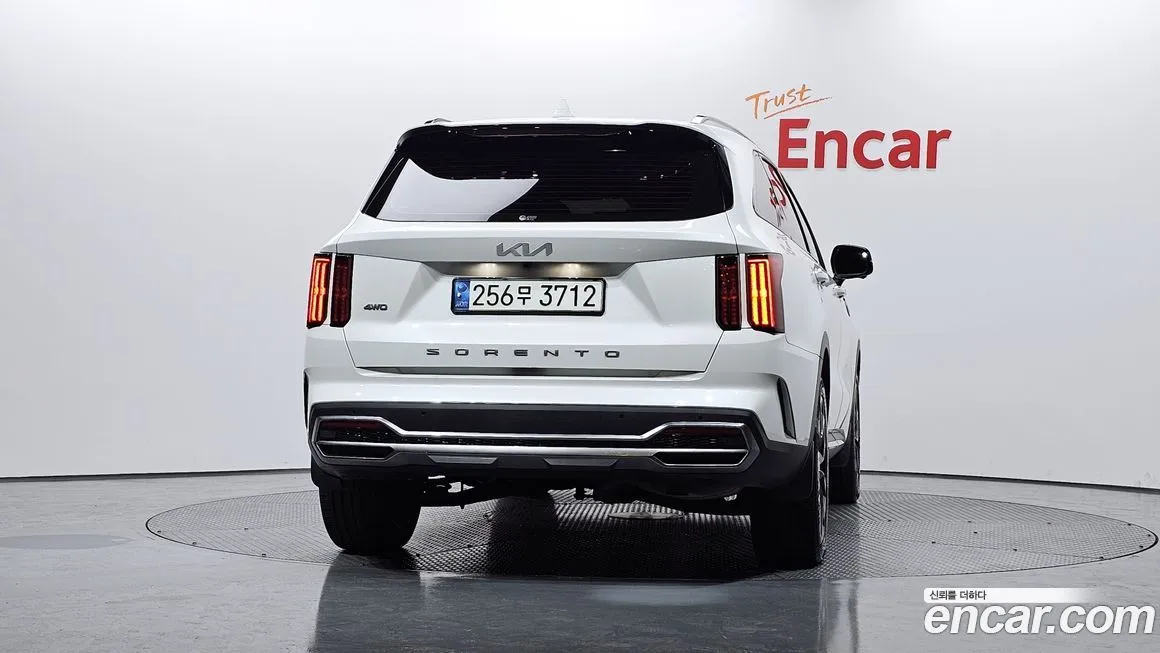 Kia Sorento — фото 4