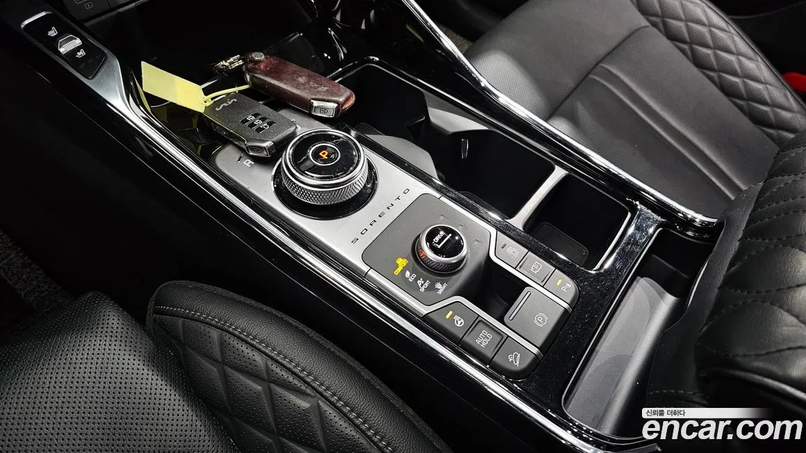 Kia Sorento — фото 9