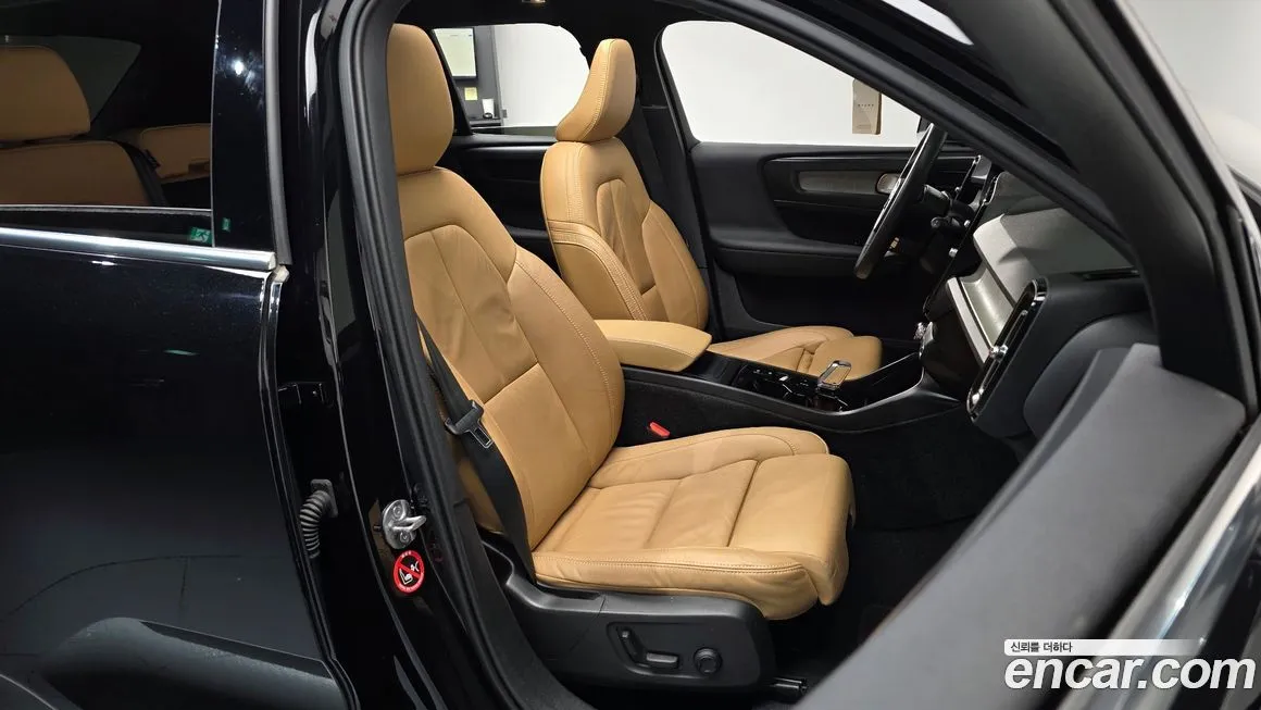 Volvo XC40 2022 из KR, фото 10