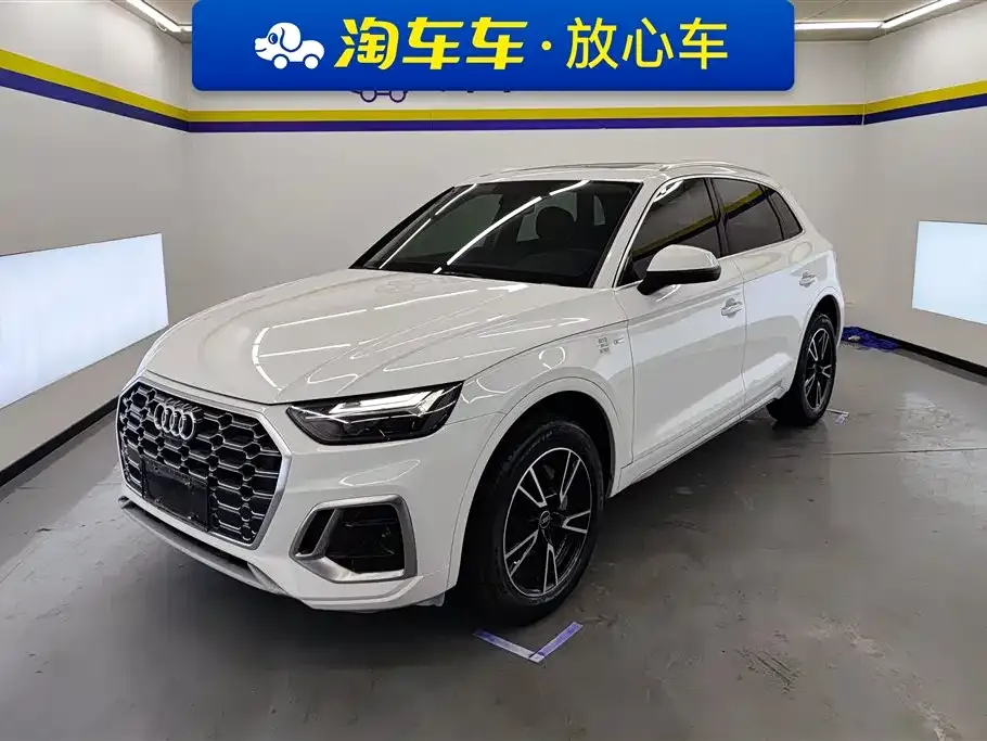 Audi Q5L 2022 из CN, фото 1