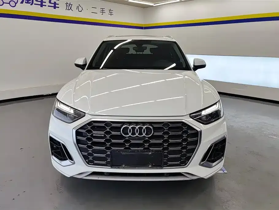 Audi Q5L 2022 из CN, фото 2