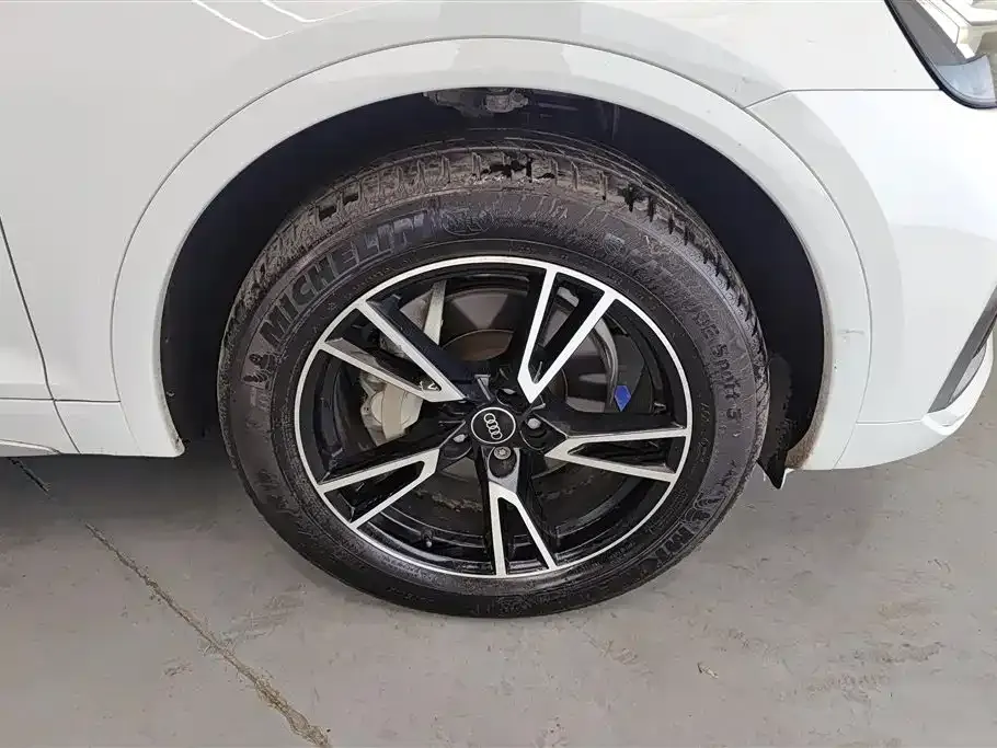 Audi Q5L 2022 из CN, фото 6