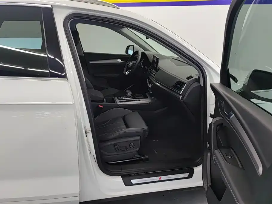 Audi Q5L 2022 из CN, фото 8
