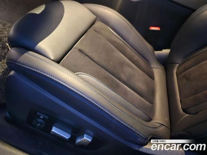 BMW 3-Series 2022 из KR, фото 10