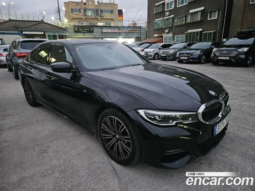 BMW 3-Series 2022 из KR, фото 2