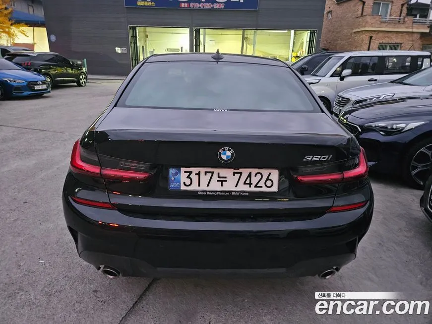 BMW 3-Series 2022 из KR, фото 4