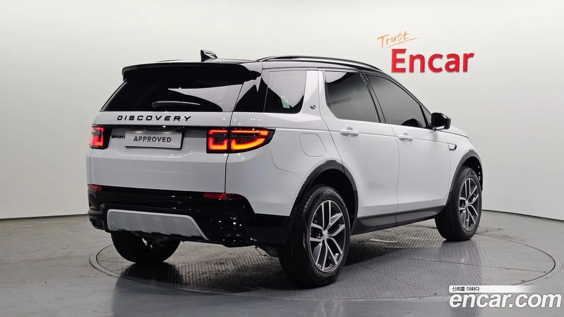 Land Rover Discovery Sport — фото 2