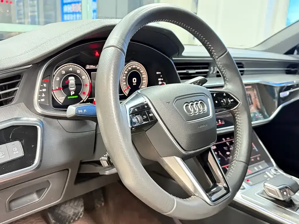Audi A6L 2022 из CN, фото 10
