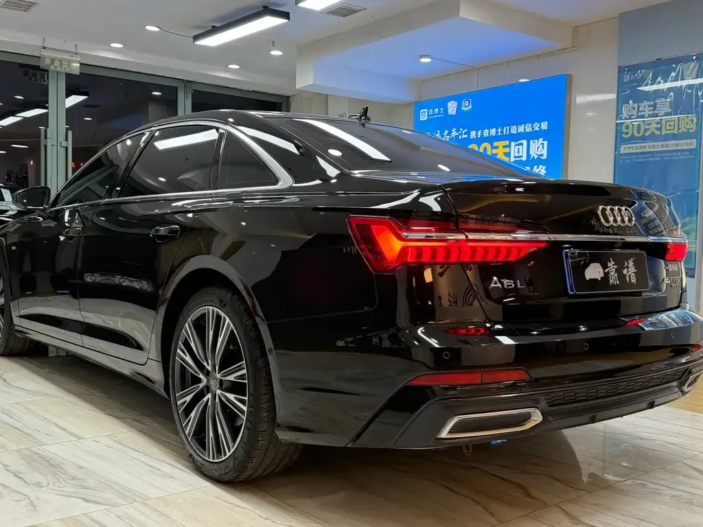 Audi A6L 2022 из CN, фото 5