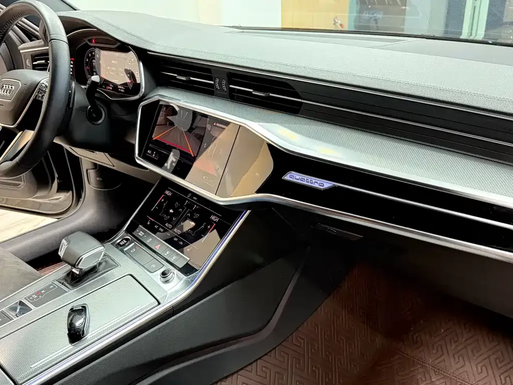 Audi A6L 2022 из CN, фото 8