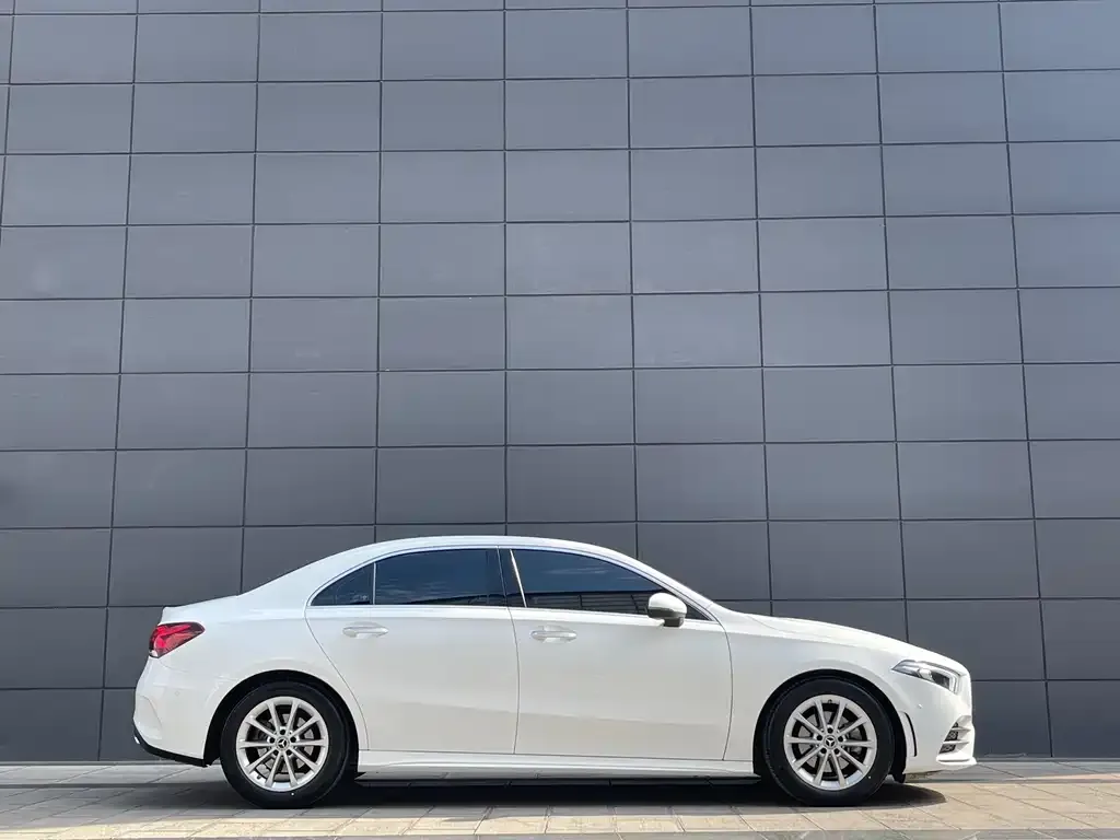 Mercedes-Benz A-Class 2022 из CN, фото 4