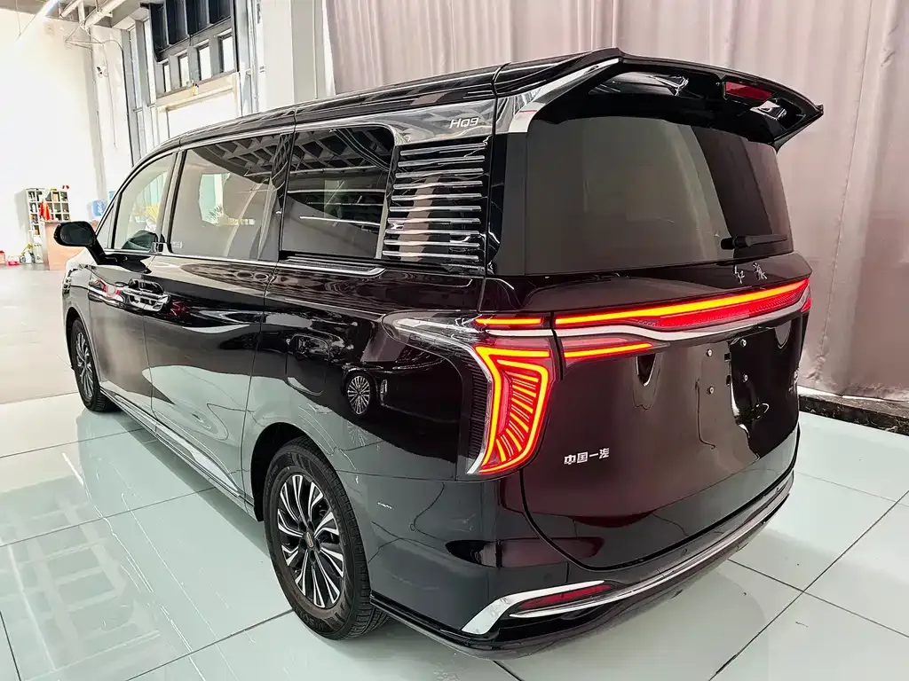 Hongqi HQ9 PHEV — фото 4