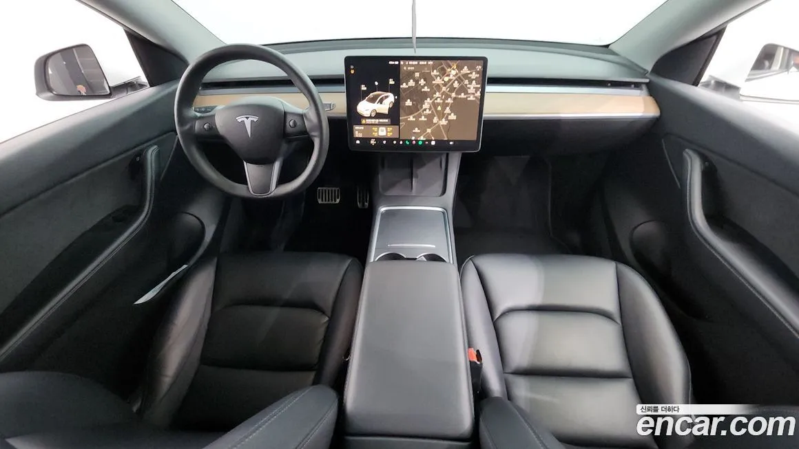 Tesla Model Y — фото 7