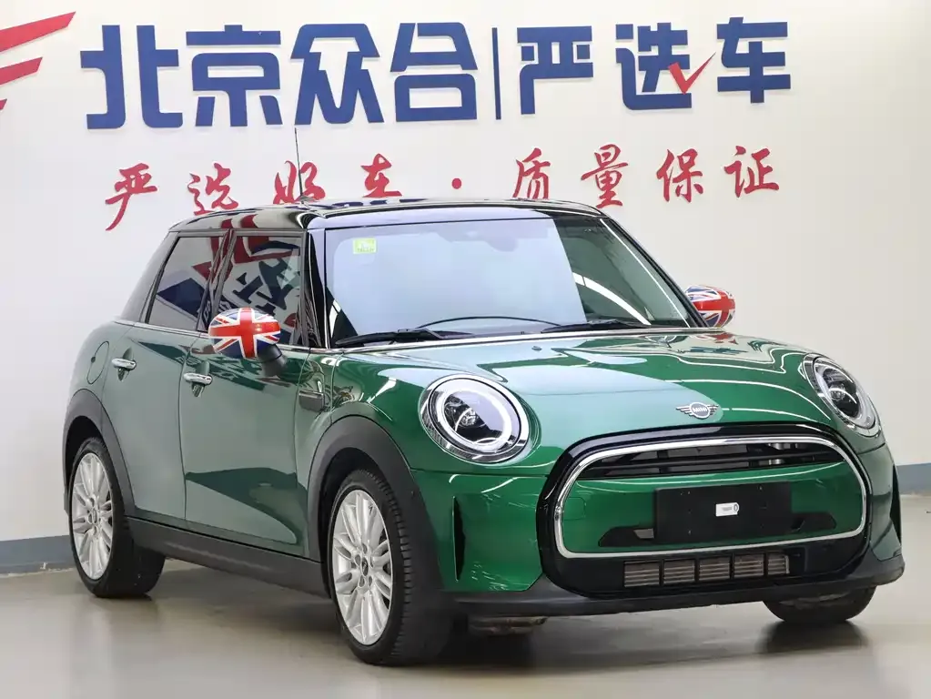 MINI Cooper (3-door) 2022 из CN, фото 2