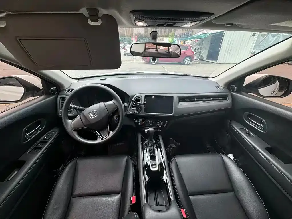 Honda Vezel 2021 из CN, фото 10