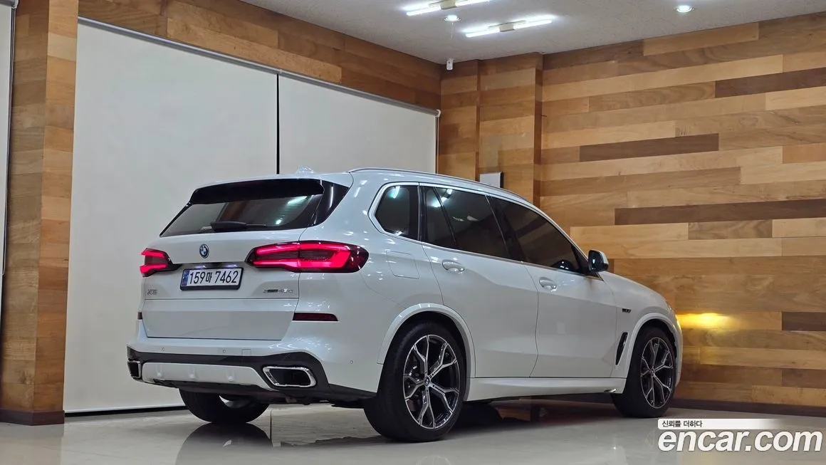 BMW X5 2022 из KR, фото 2