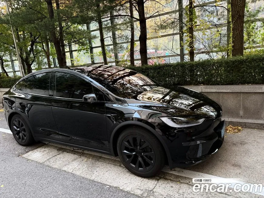 Tesla Model X 2023 из KR, фото 2