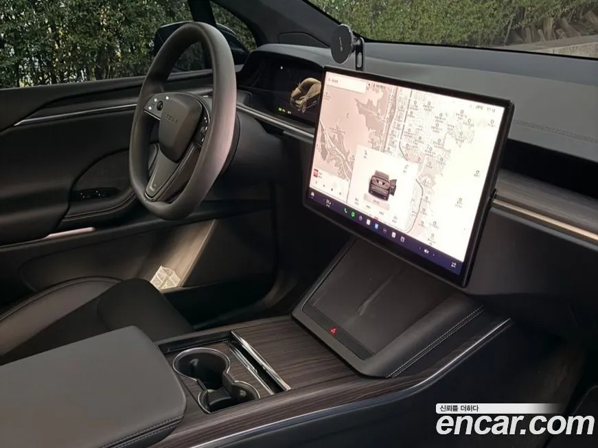 Tesla Model X 2023 из KR, фото 8