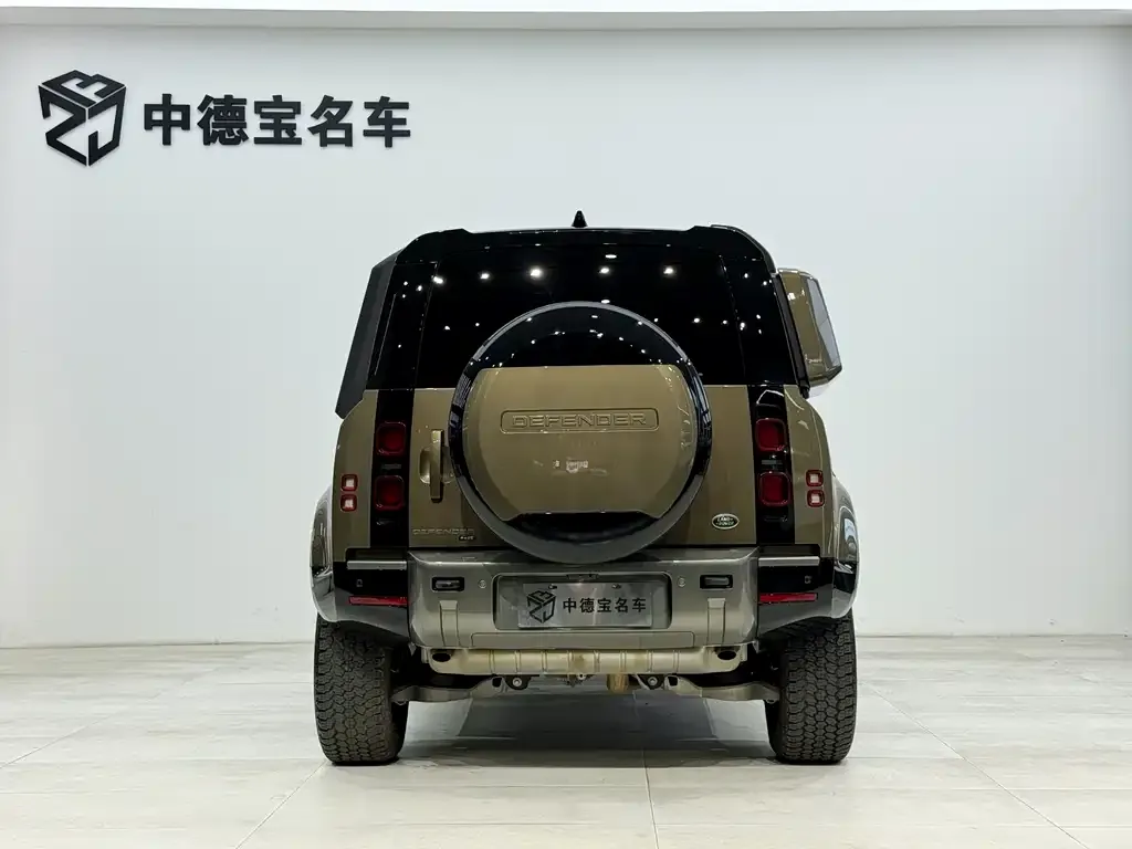 Land Rover Defender — фото 5