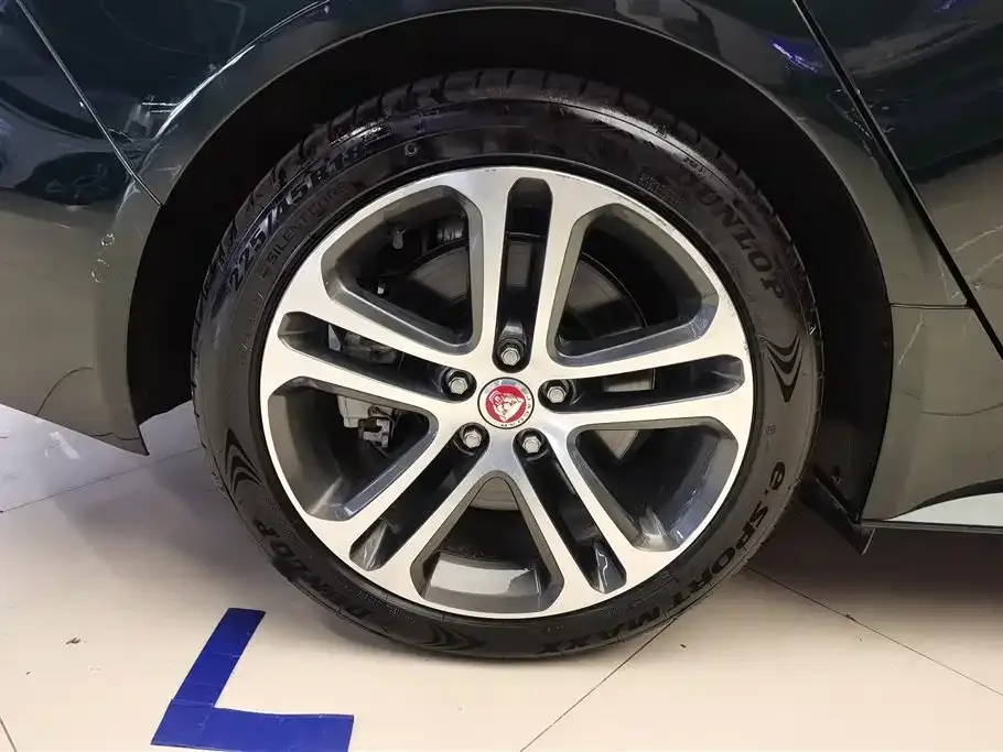 Jaguar XEL 2023 из CN, фото 6
