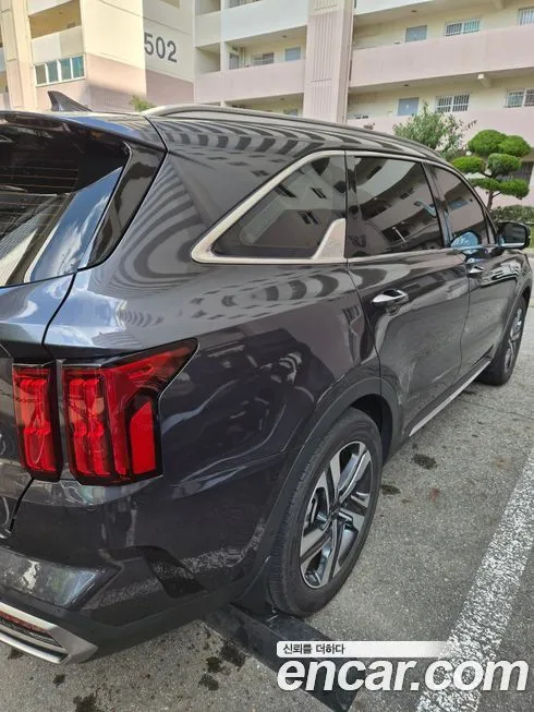 Kia Sorento — фото 3