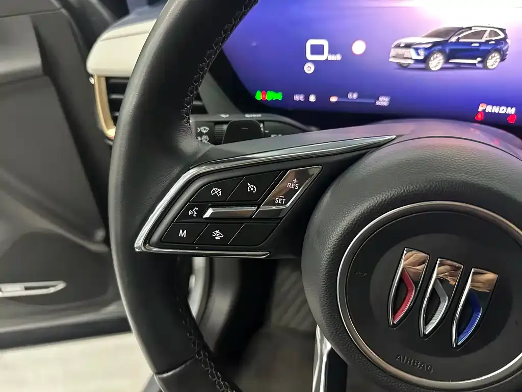 Buick Envision Plus — фото 8
