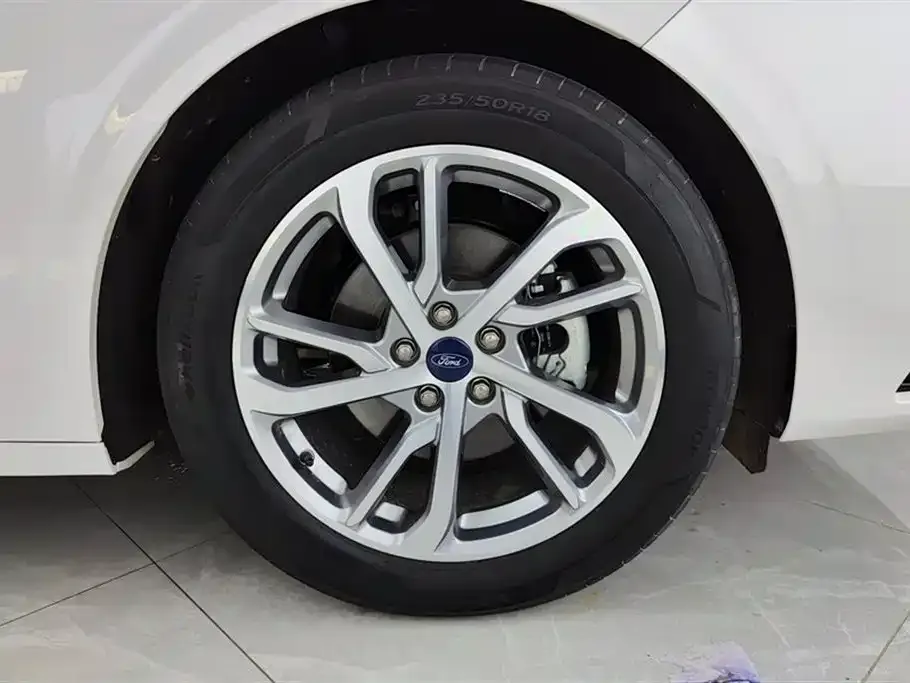 Ford Mondeo 2022 из CN, фото 6