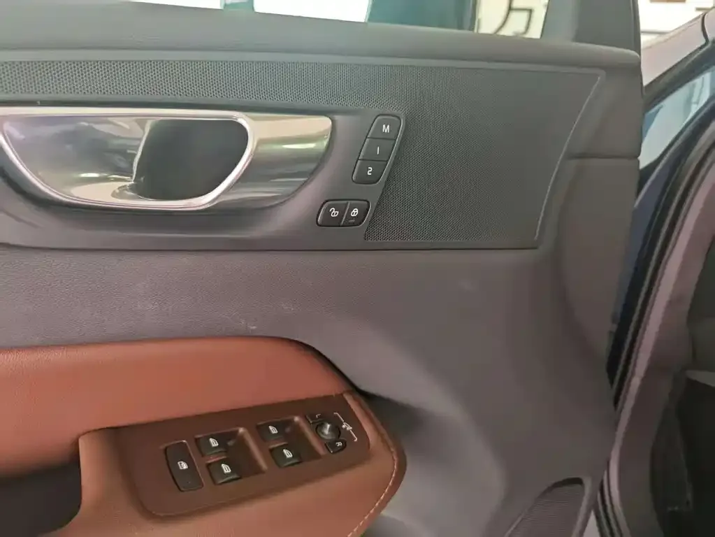 [object Object] XC60 2024 из CN, фото 5