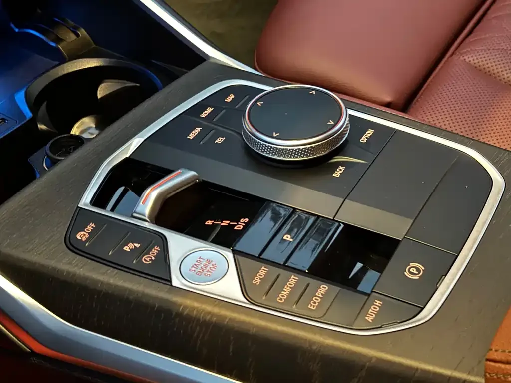 BMW 3 Series 2023 из CN, фото 9