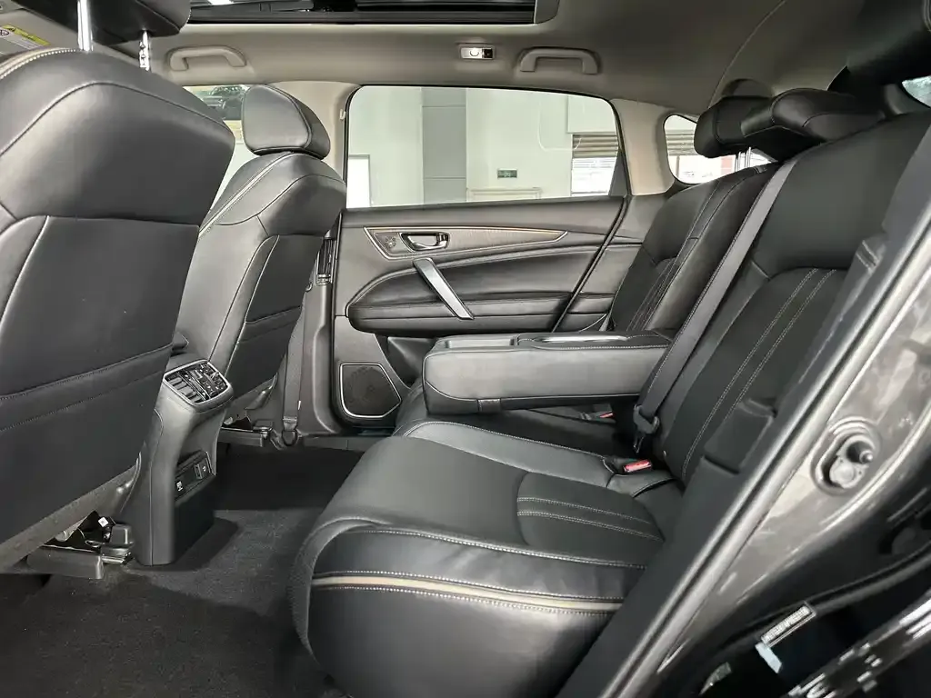 Honda Avancier 2023 из CN, фото 10