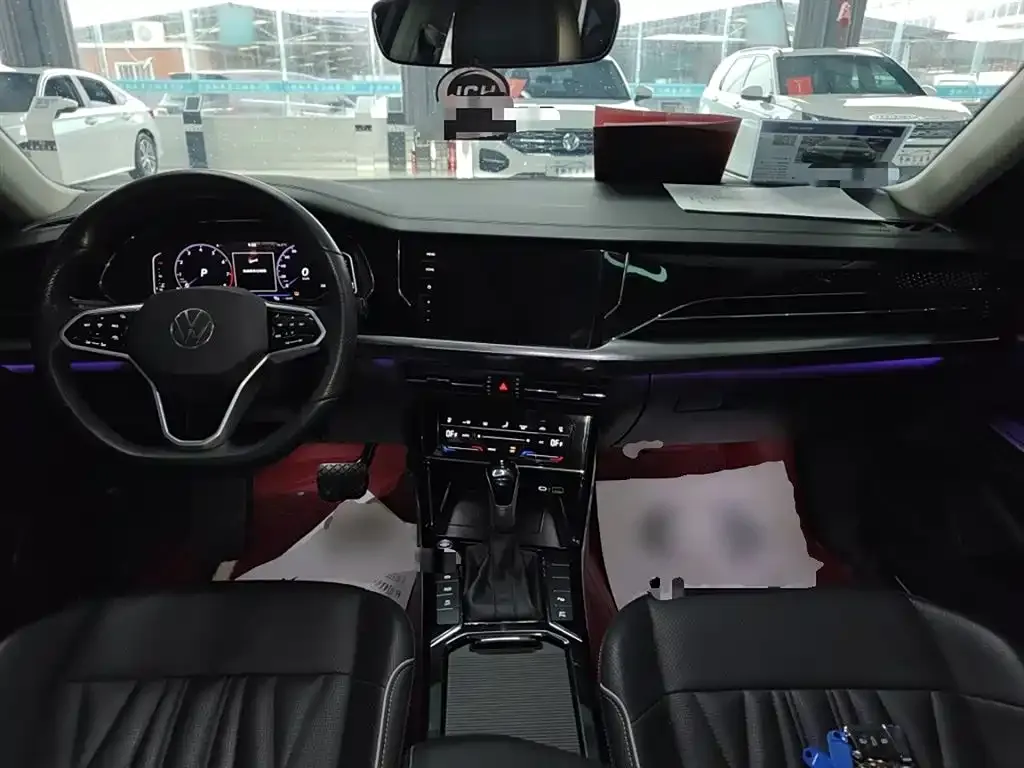 Volkswagen Passat 2023 из CN, фото 10