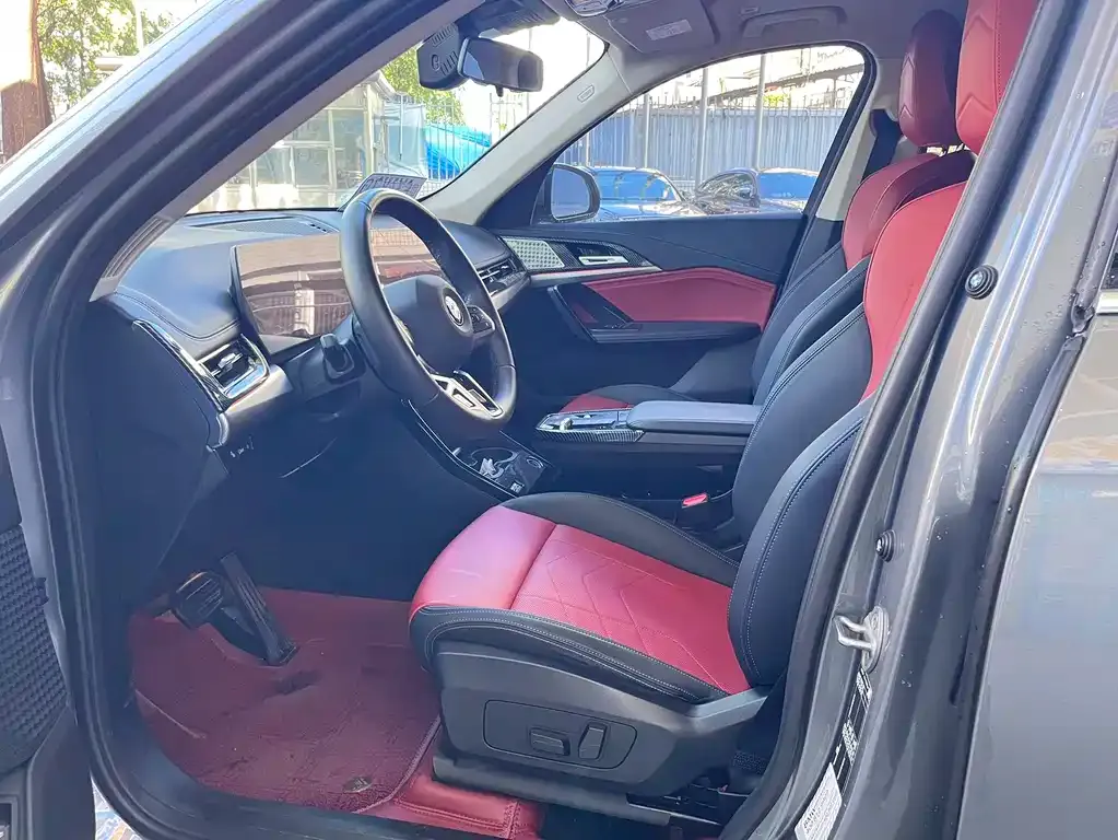 BMW X1 2024 из CN, фото 8