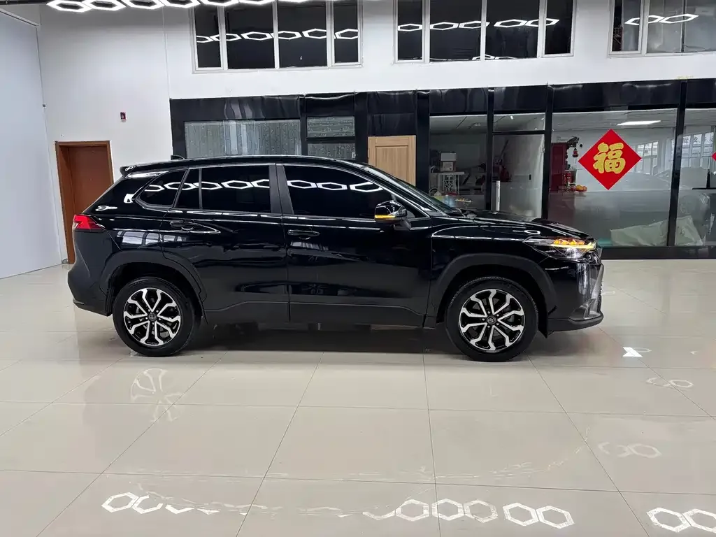 Toyota Frontlander 2022 из CN, фото 4