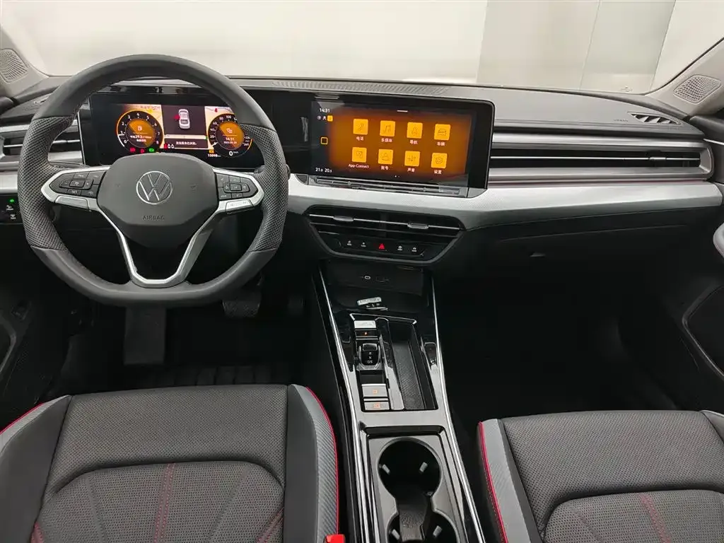 Volkswagen Lamando 2024 из CN, фото 10