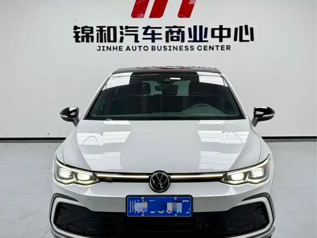 Volkswagen Golf 2022 из CN, фото 2