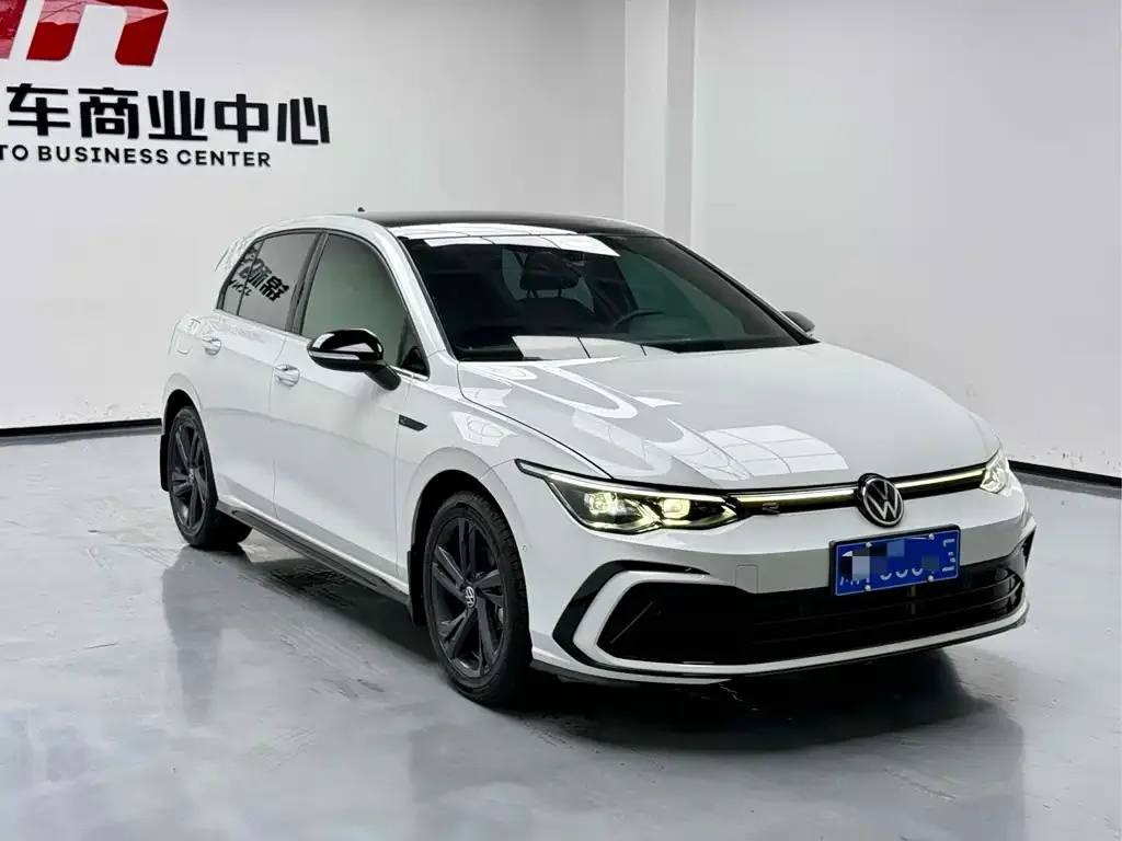 Volkswagen Golf 2022 из CN, фото 3