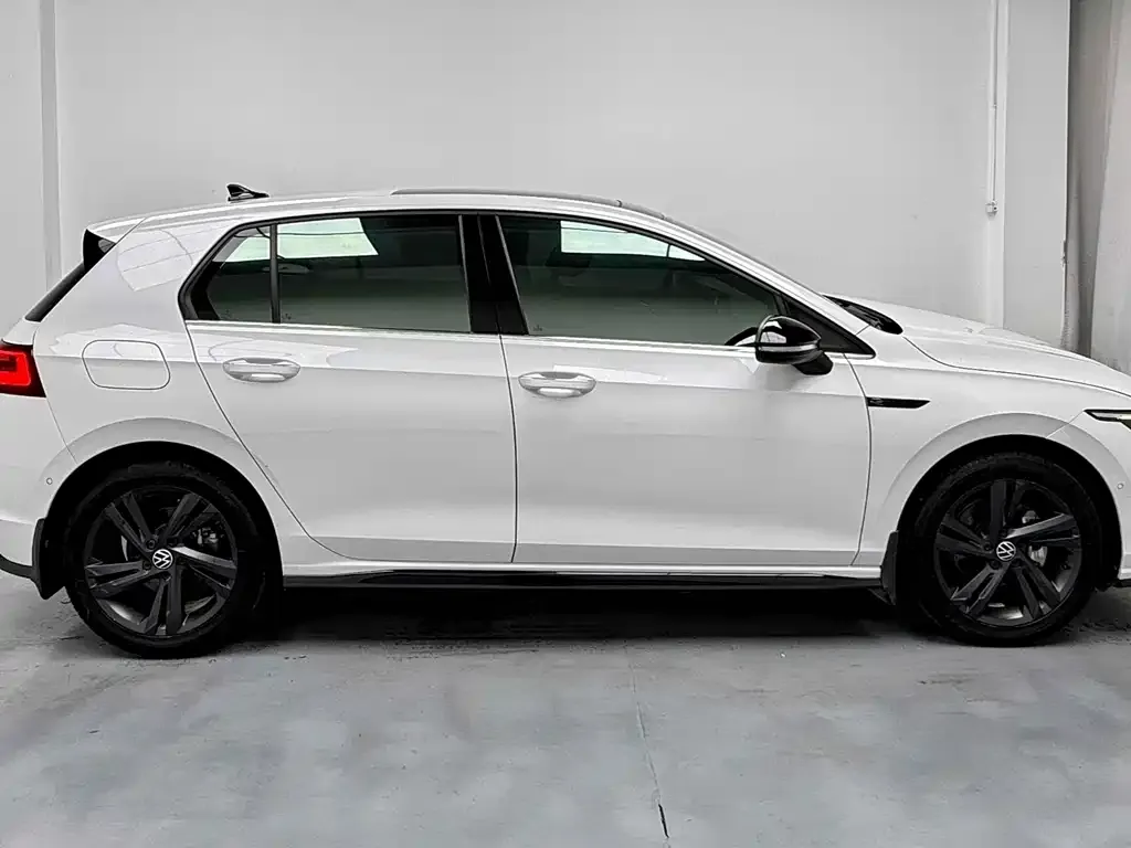 Volkswagen Golf 2022 из CN, фото 7