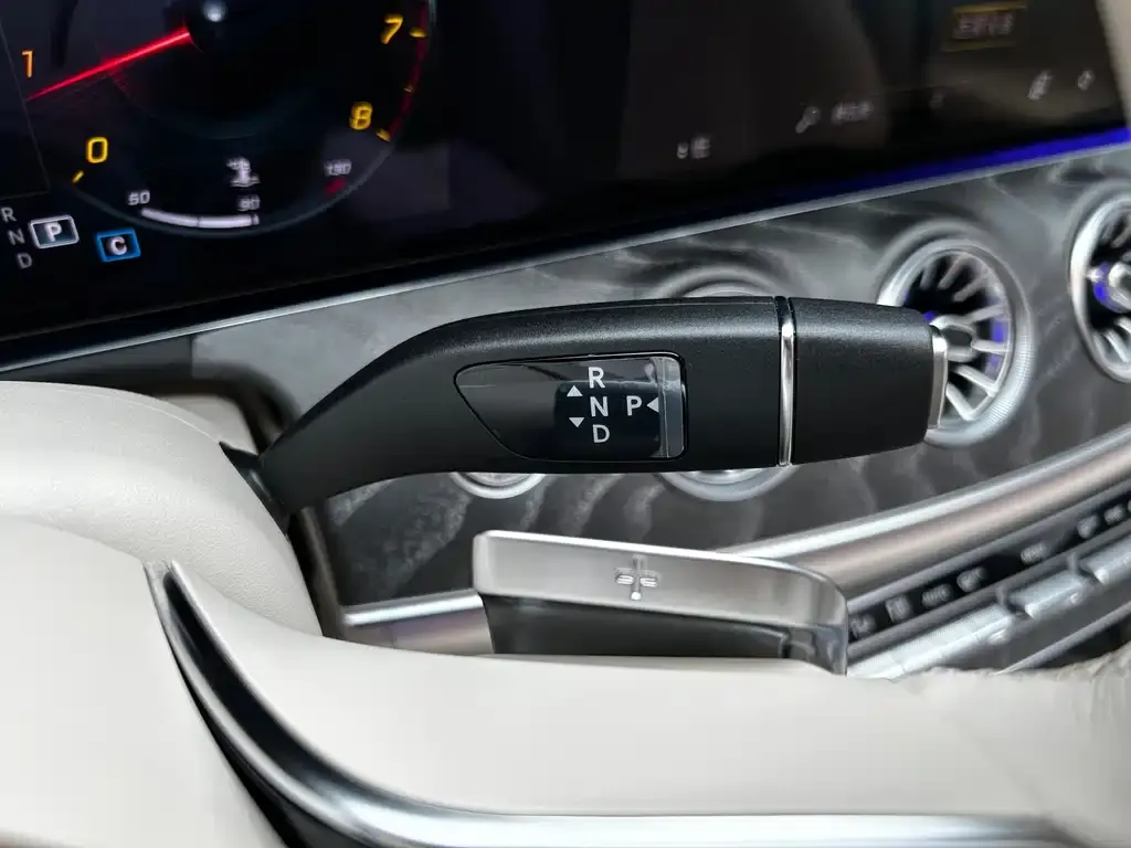 Mercedes-Benz CLS 2024 из CN, фото 8