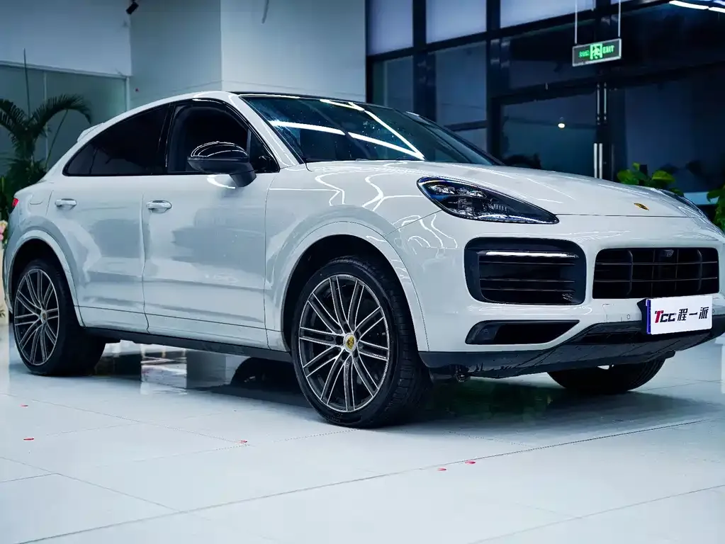 Porsche Cayenne — фото 4