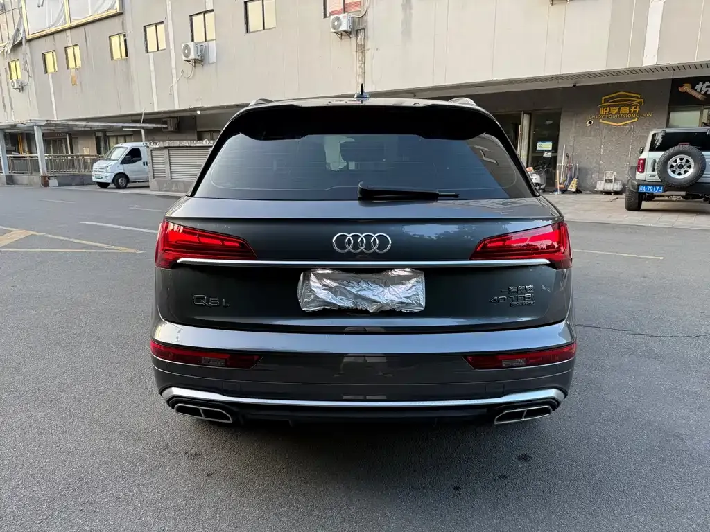 Audi Q5L 2023 из CN, фото 7