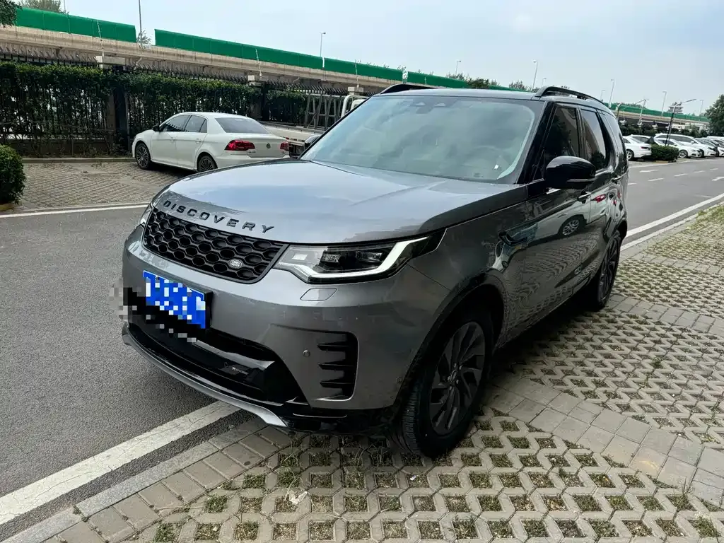 Land Rover Discovery 2022 из CN, фото 1