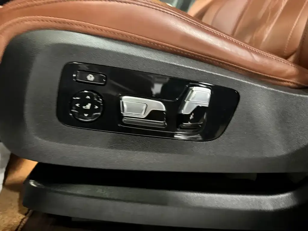BMW X7 2021 из CN, фото 8